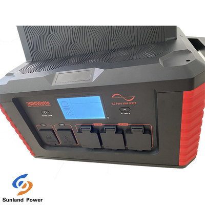 Bảng điều khiển năng lượng mặt trời Hệ thống lưu trữ năng lượng di động Trạm điện ngoài trời 2000Wh với biến tần